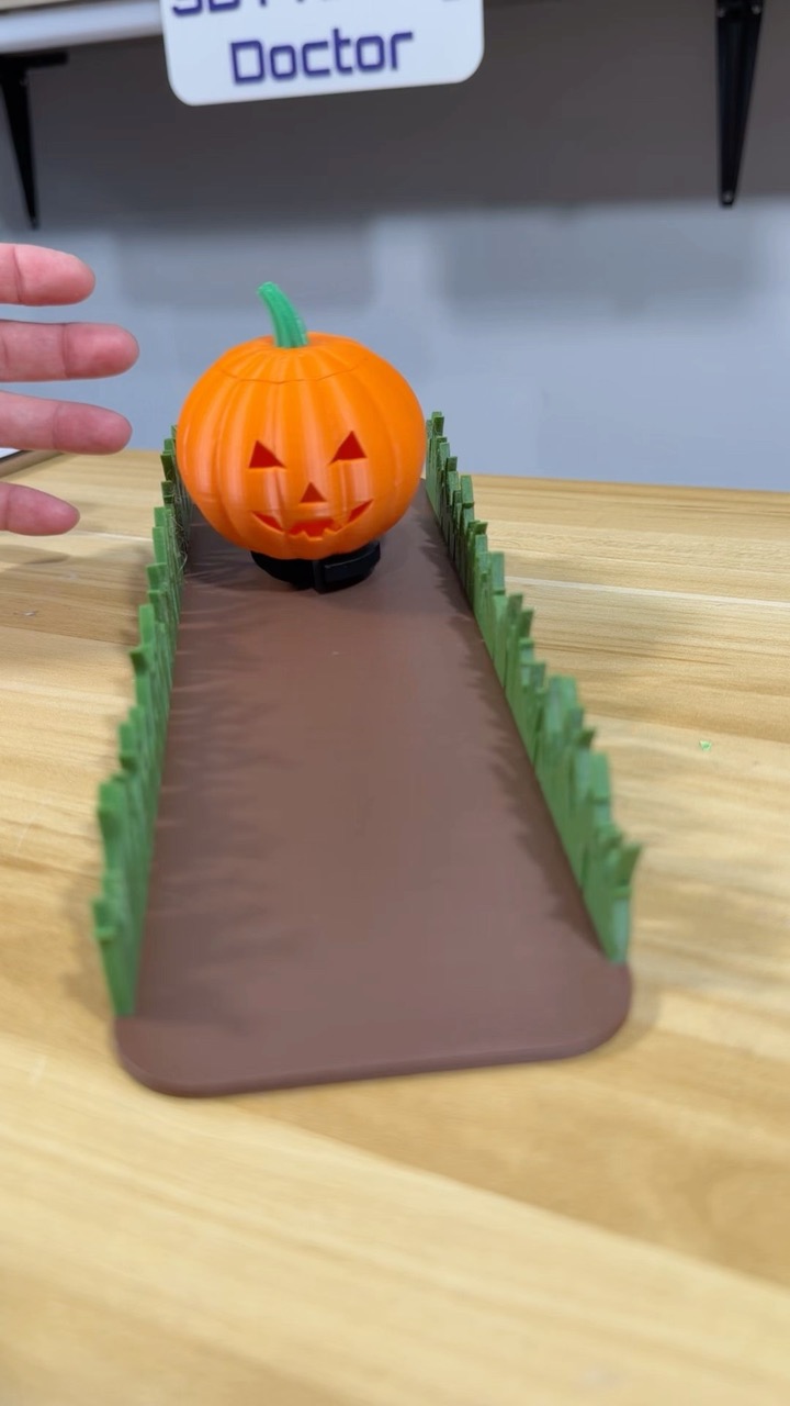Walking pumpkin is a total disaster - day 7/31