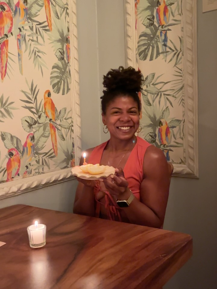 Viva la vida ✨💓

Cheers to 39 🥂
Stronger. Wiser. More unapologetically me.