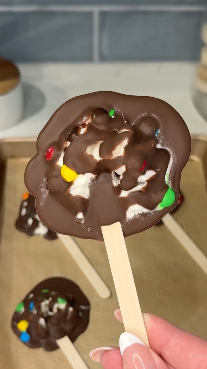 viral frozen chocolate cream pops recipe 🍫🍦 #chocolate #recipe #dessert #shorts #easyrecipe #food
