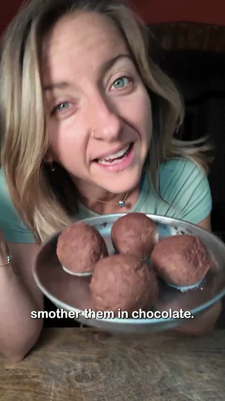 🍫 DOUBLE CHOCOLATE CAKE POPS🔥 Just 4 Ingredients & Healthy Vegan Weight Loss Style!!