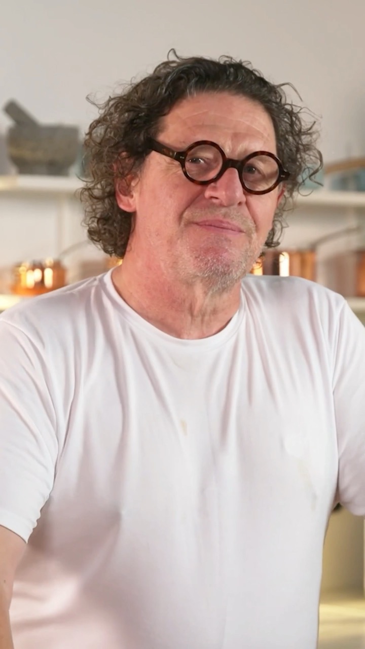 How good are Marco Pierre White’s burgers? 🍔 #burger #burgers #cooking #marcopierrewhite #recipe