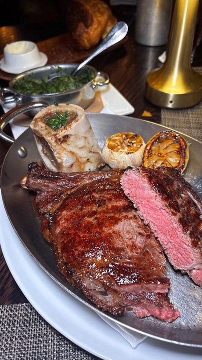 new dinner series where I spend quality time with my dad while his business is closed for August 🥩 first up: @bltrestaurants • if the meal ended after our free popovers with butter + salt I’d be content, but our other mu