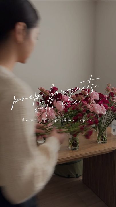 A little timelapse of part of my bouquet designing process — setting aside all the blooms for all of my bouquets. 

Nothing makes design day worse than when the flowers are not prepped and I have to go around gathering a