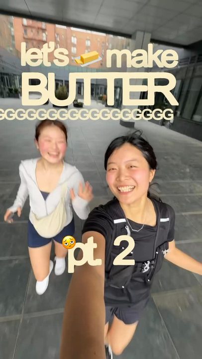 the final part to our butter run 🫩🧈

WAS ALL WORTH IT FOR SOME HARD CHURNED BUTTA😻 we had so much fun w this hahahaha ty again to my 🐐s for the inspo @lib_claire @ireneykchoi 

#butterrun #butter #run #nyc