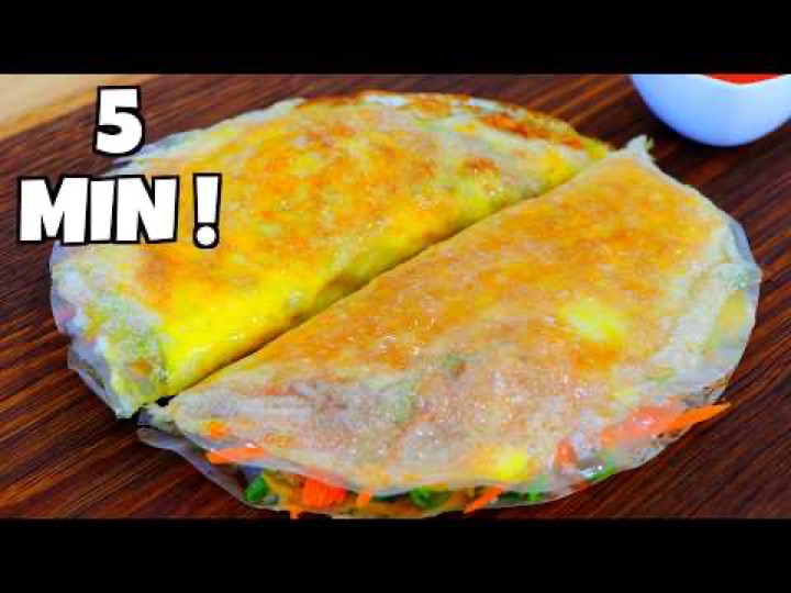This 5-Min Crispy Rice Paper Crab Omelet is My New Obsession!