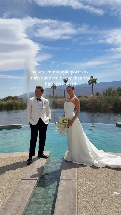 Creating magic with @hannahgreenwoodphoto 📷🤳🏼 So obsessed with this stunning backdrop for Taylor & Ben’s wedding portraits!

Planning + Design | @coj_events
Venue | @mervgriffinestate
BTS Content Creator | Aubrey for @th
