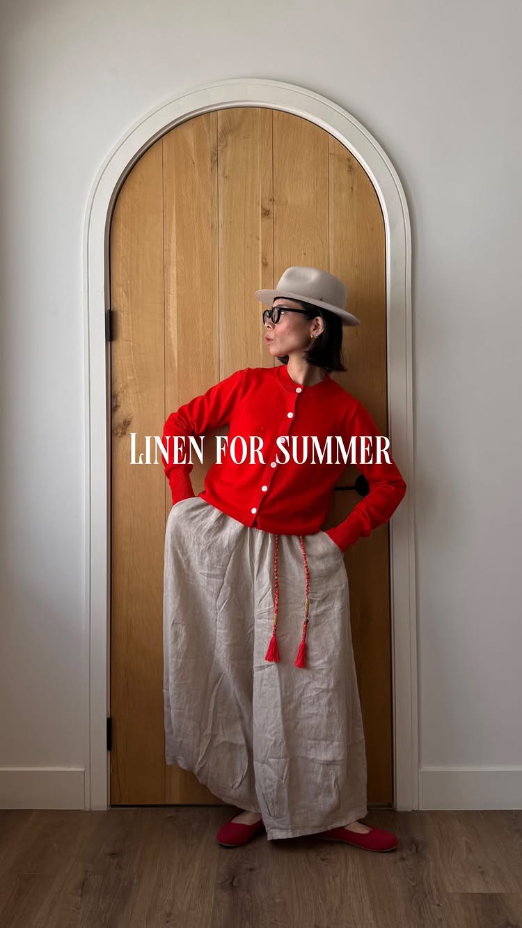 Summer linen outfit ideas 💙🤍❤️ 

I love linen so much—especially how airy it feels during the summer!

Mornings are still a bit chilly, so