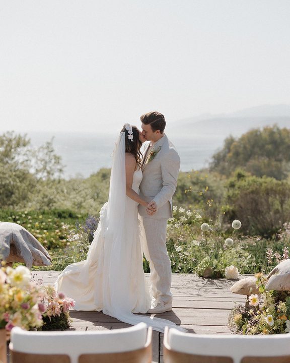 The ceremony ✨🍄🌾
.
.
.
.
Host & Design: @comegather.co 
Venue: @dos_pueblos_orchid_farm 
Photographer: @meaghanbriannephoto 
Florist: @uncommon.blooms 
MUA: @lindsaymarie_makeup 
Rentals: @foundrentalco + @wildeandsageco