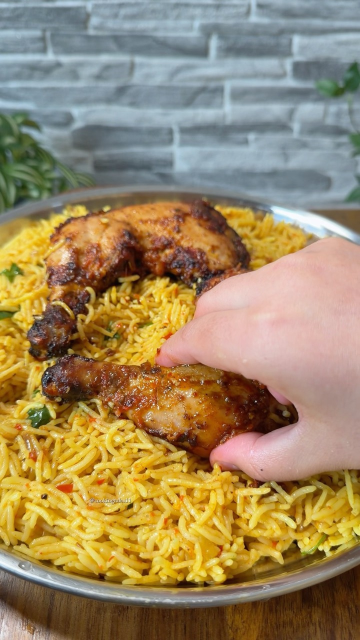 Peri peri chicken with pepe’s style rice            #periperichicken #pepe #rice #shorts #viral