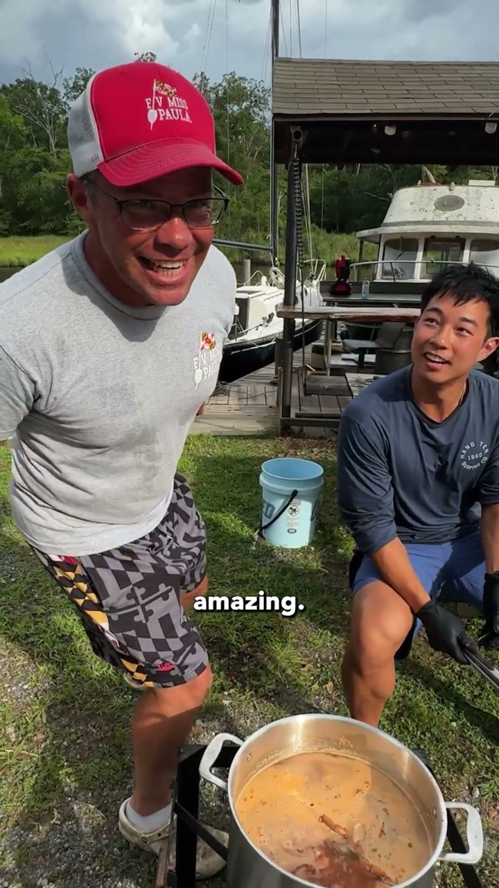 2 Ways to Cook Crabs🦀