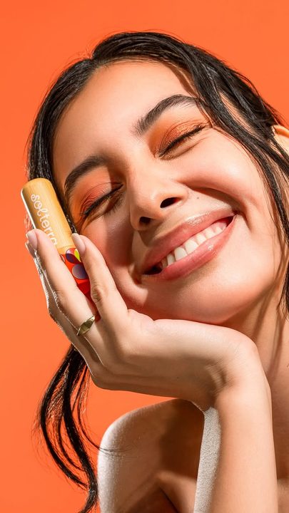 5 models, 2 makeup artist, 2 bts content shooters and all the best vibes 📸 such a fun and creative team for our @solterra.tribe photoshoot! Thank you all for making this happen. 

Makeup: @denise.mua @makeupbyveraniaa 
M