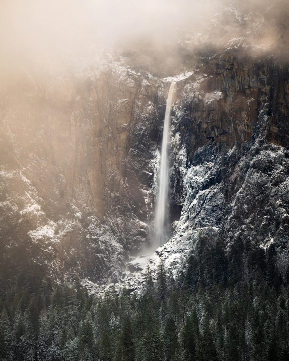 Sometimes a photo is just enough, don’t always need a video 😜 
Bridalveil falls during the fire fall snowstorms