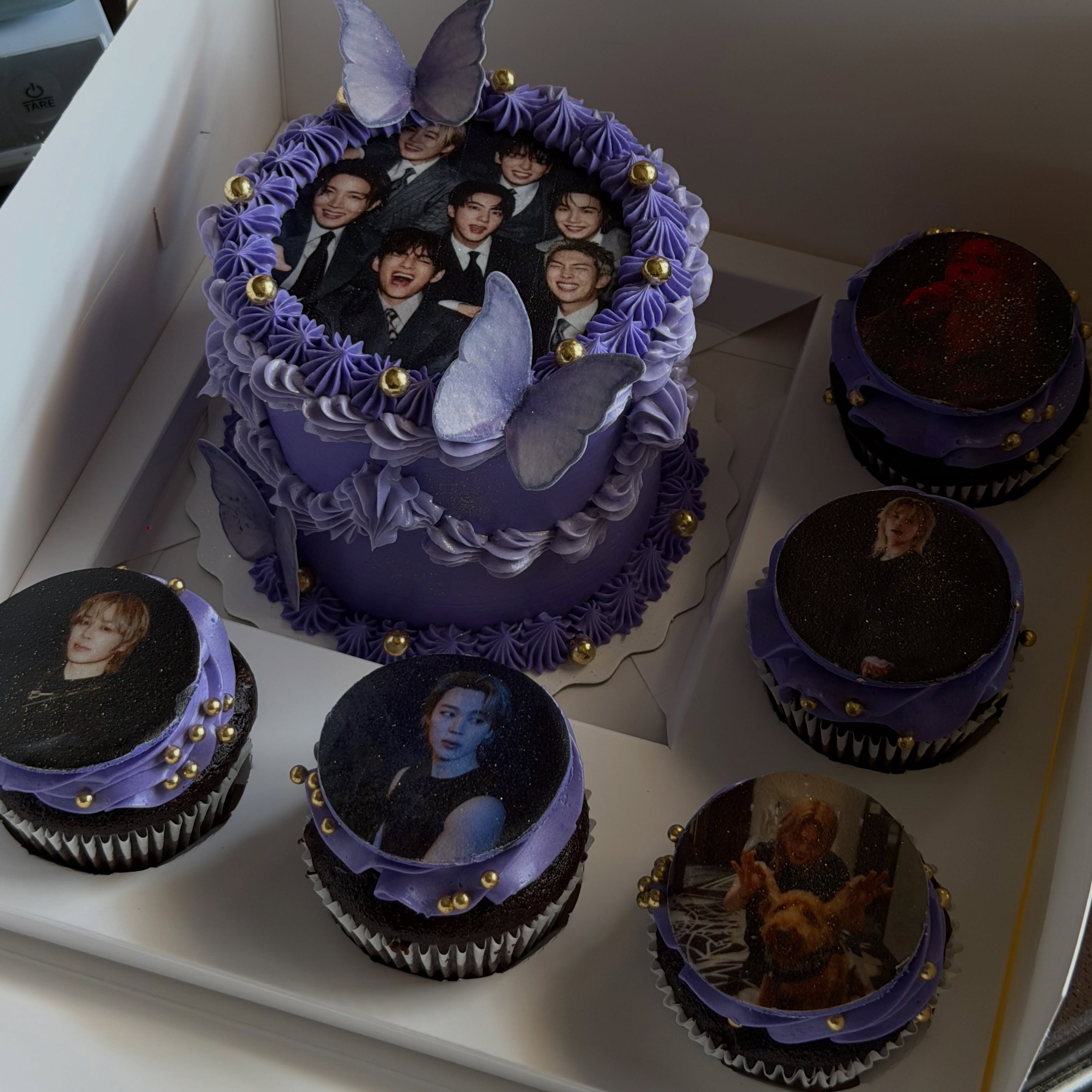 Bento boxes are my fave currently 💜
•
•
•
#bts #btscake #customcake #losangeles #baker