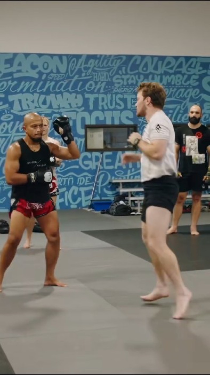 Muay Thai fighters STRUGGLE with this TKD movement