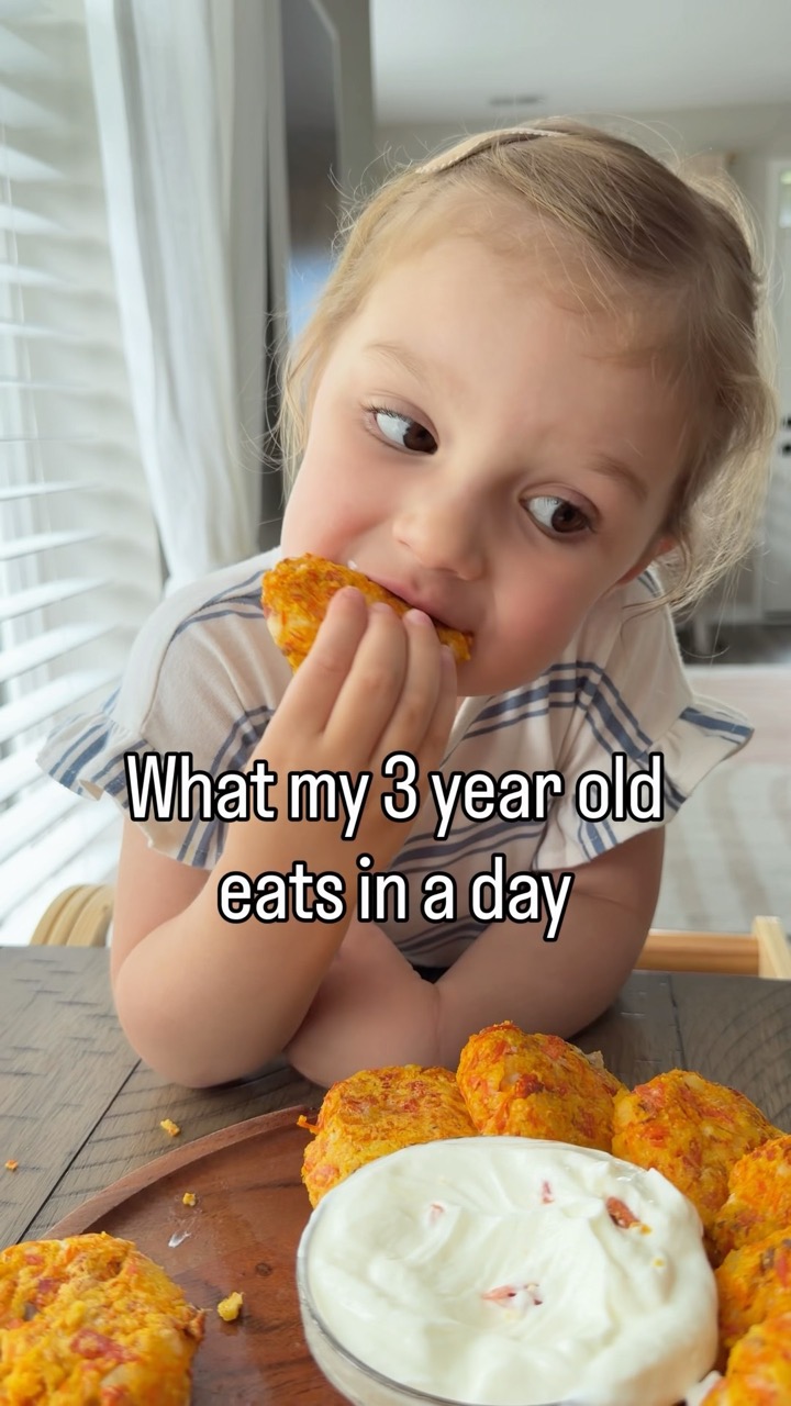What my 3 year old eats in a day #mom #momlife #toddlers #sahmlife #sahm #parents