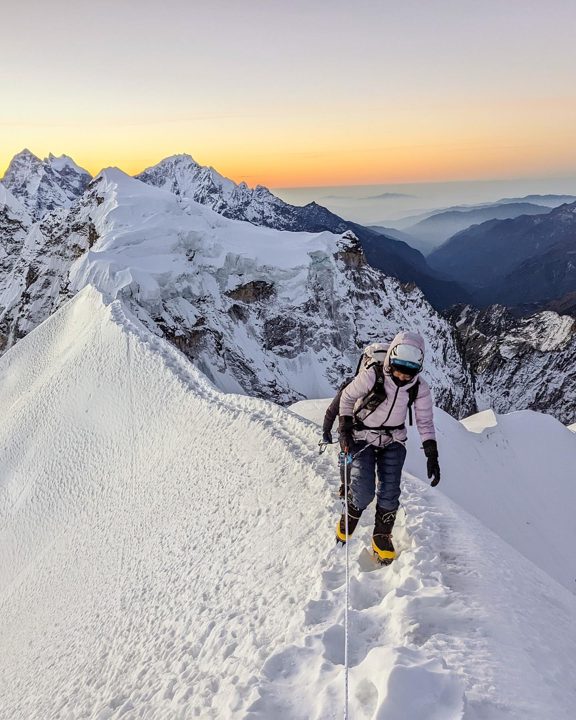 ✅ Climbed my first 6,000 m peak… which also happens to be the hardest of its classification in Nepal.

📍 Southwest Ridge