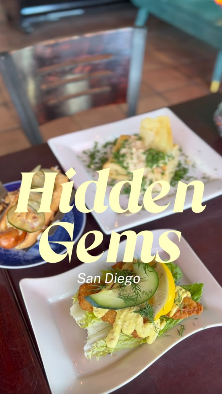 Have YOU been to these San Diego restaurants?! What do you think?

1. Taste of Denmark
2. Khachapuri

Earrings by the lovely @irisstudiojewe