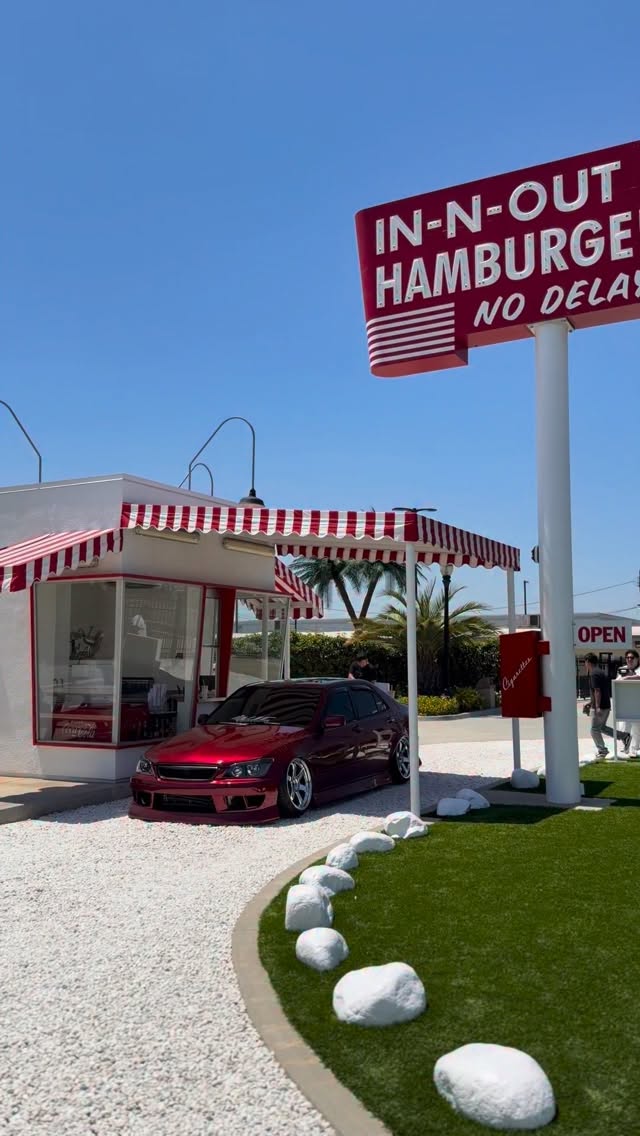 quick in n out run🍔

#lexus #explorepage✨ #carsofinsta #stance #innout