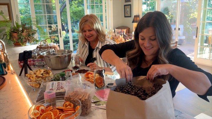 DIY Simmer Pot Jars for Gifting w/ My Mom, Warehouse Tour & A Little Fall Container Planting! 🍊🍂🌲