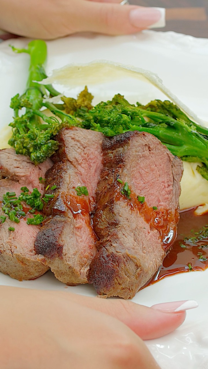 Beef Fillet with Parmesan Purée & Red Wine Jus #shorts