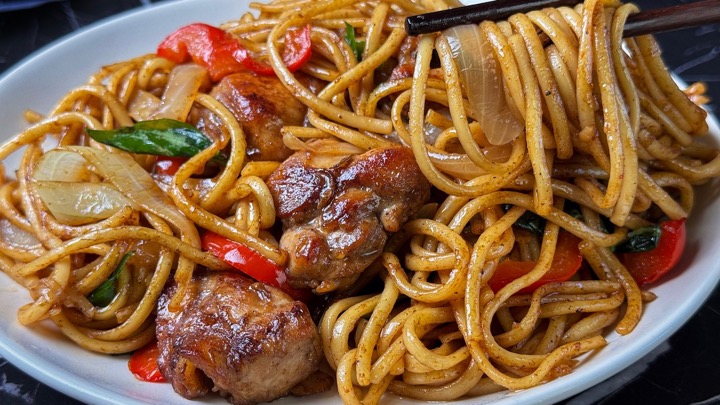Takeout-Style Chicken Chow Mein — So Easy to Make at Home