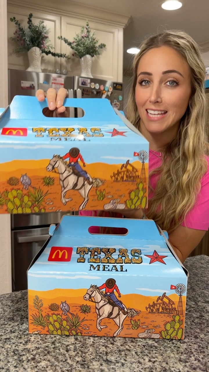 Trying the NEW McDonald’s Texas Meal 🤠🍟