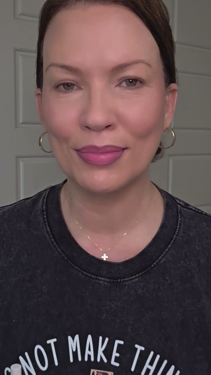 WORLD'S BEST Under Eye Concealer for WRINKLES, Crepey & Dry Skin will make you LOVE wearing makeup!