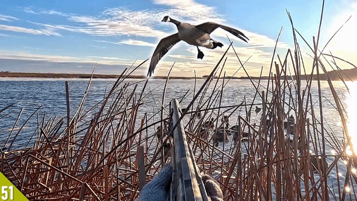 Kayaking ICY Water for DUCKS and GEESE! | Late Season Hunting
