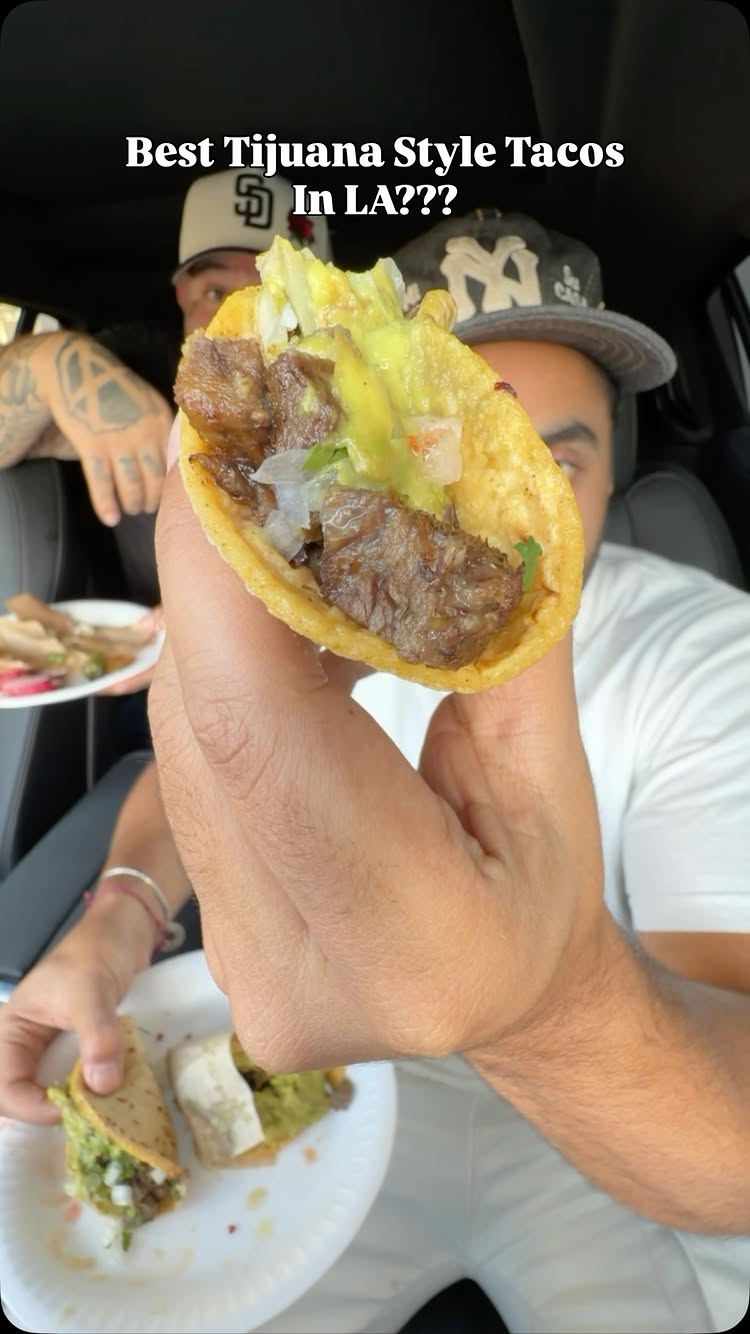 My new favorite Tijuana Style Tacos in LA come from 📍Tacos El Asadero Poblano Estilo Tijuana. Huge shoutout to @the.taco.fiend1 for putting