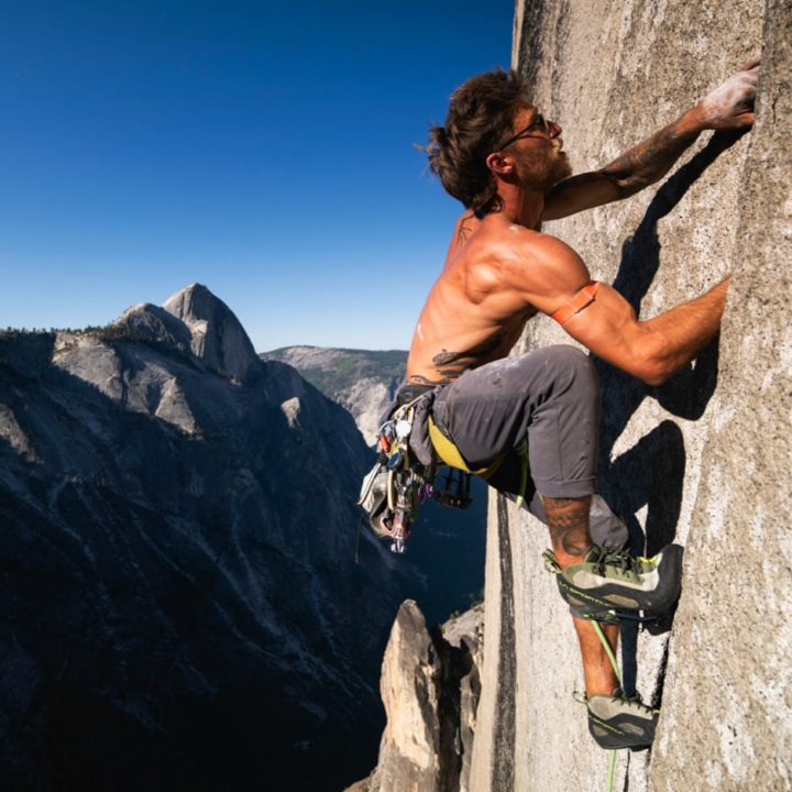 Man what a beautiful life 

📸 @coreyrichproductions 

#yosemite #rockclimbing #halfdome #tradclimbing #climbing