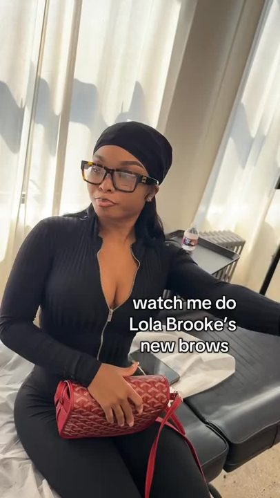 DONT PLAY WITH IT DONT PLAY WITH IT (these brows) 

@lola.brooke slid in the DMs for some brows and I’m more than grateful to create results that fit her every every day needs + photo ready for paparazzi 📸😍

For clients 