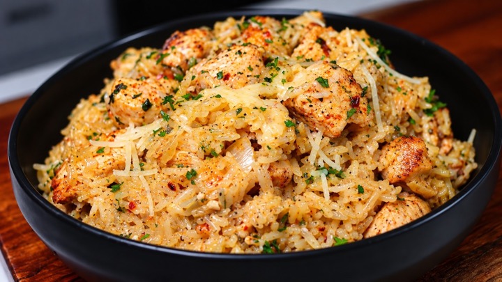Creamy Garlic Parmesan Chicken & Rice | Easy 30-Minute Dinner