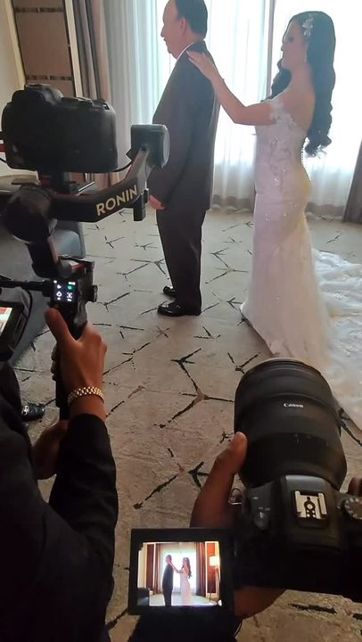 A father’s words on wedding day are worth more than gold can buy ❤️ 

#wedding #boda #fatherdaughter #papa #girldad