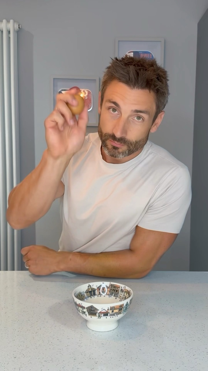 Here is how to make an amazing omelette. High protein and filling!