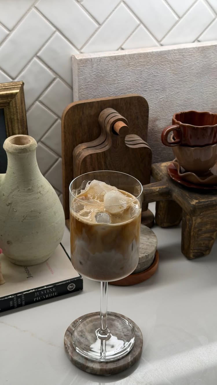 Sunday coffee🤎☕️
#icedcoffee #coffee #contentcreator #trendy