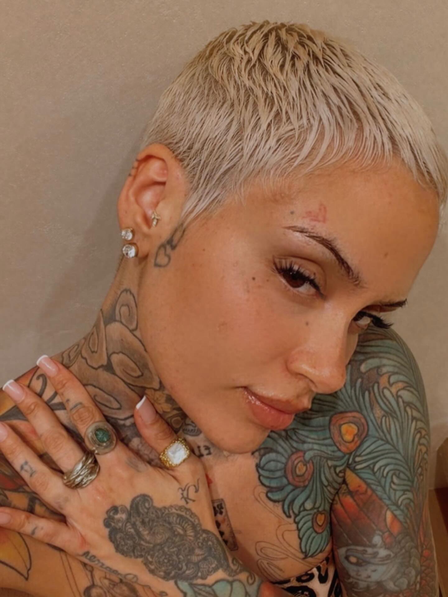 🤍🤍Platinum for @kehlani 🤍🤍