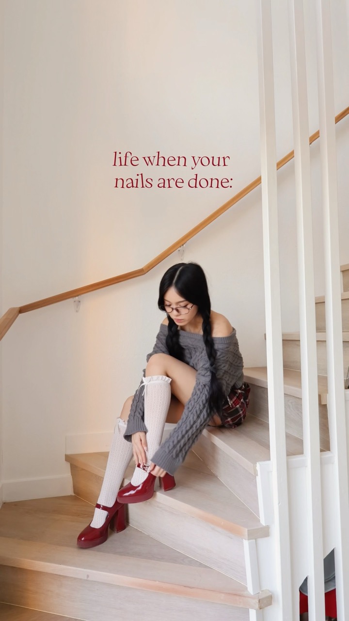 life when your nails are done ⊹˚. ♡