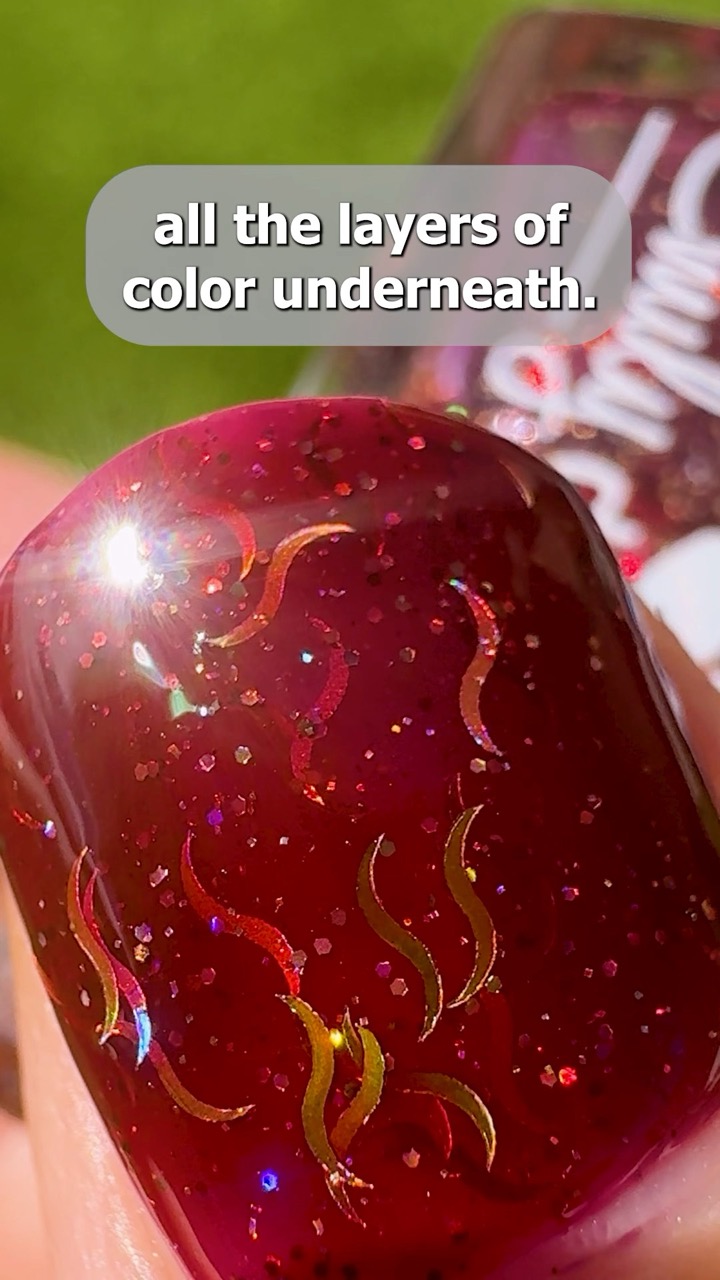 Would you wear a nail polish that looks like THIS?! 🪱😂