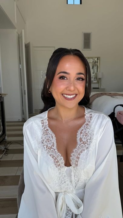 Your wedding morning should never feel rushed. 🤍✨

Introducing my Bride Only Package created for the bride who wants a calm, elevated, luxury experience from start to finish.

Instead of balancing a full bridal party, my