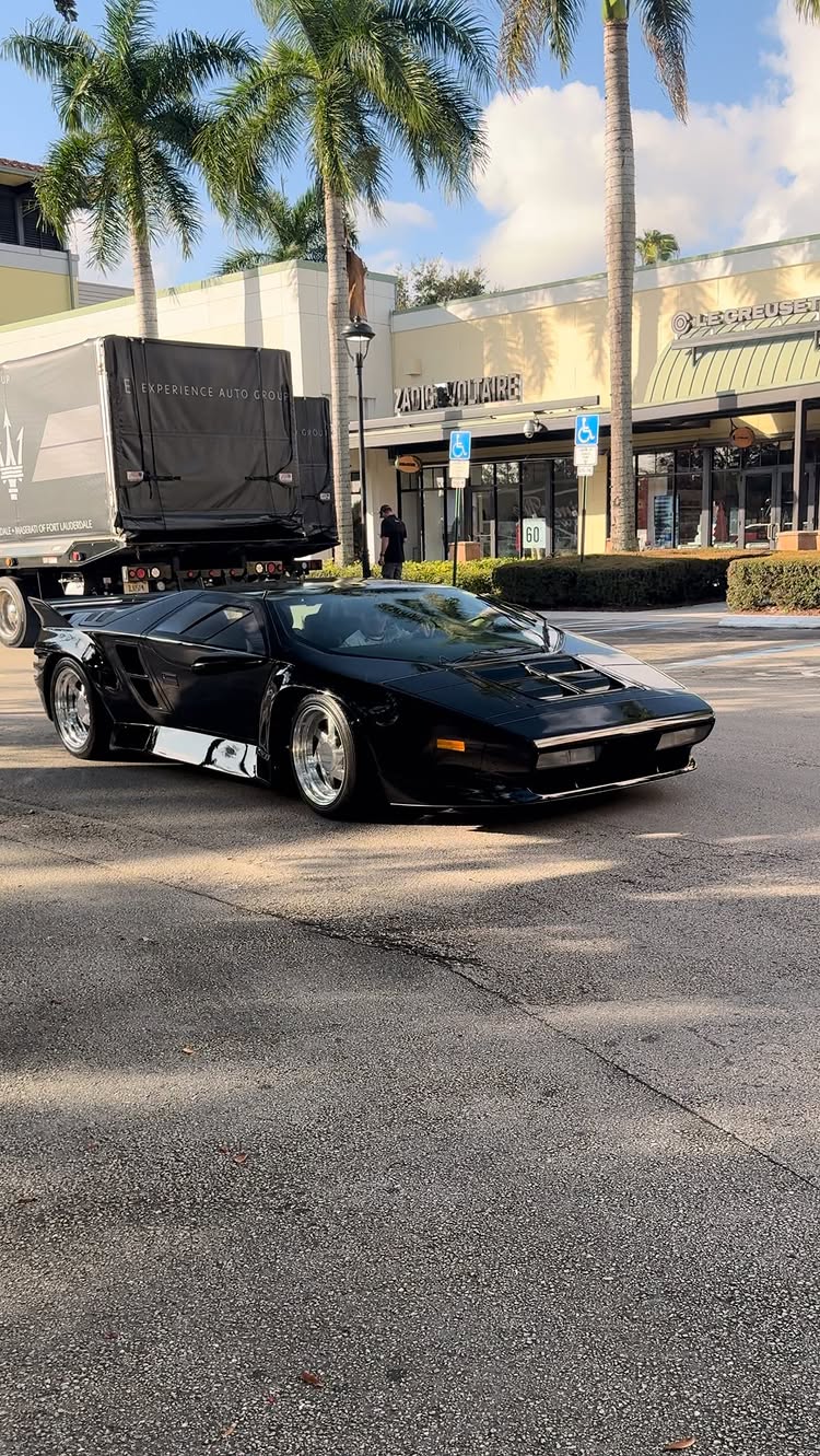 SPOTTED👀: Vector W8 being transported by none other than @mademotors — These cars are straight out of a 90s sci-fi movie. Only a handful of