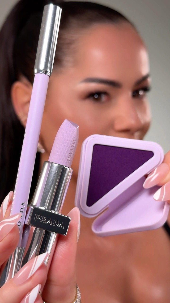 Purple it shall be today 💜🦄✨ @pradabeauty  #makeupreview #makeuplook