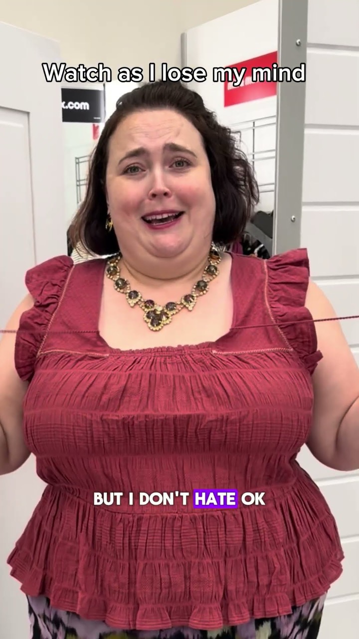 Watch as I slowly lose my mind #plussize #plussizefashion