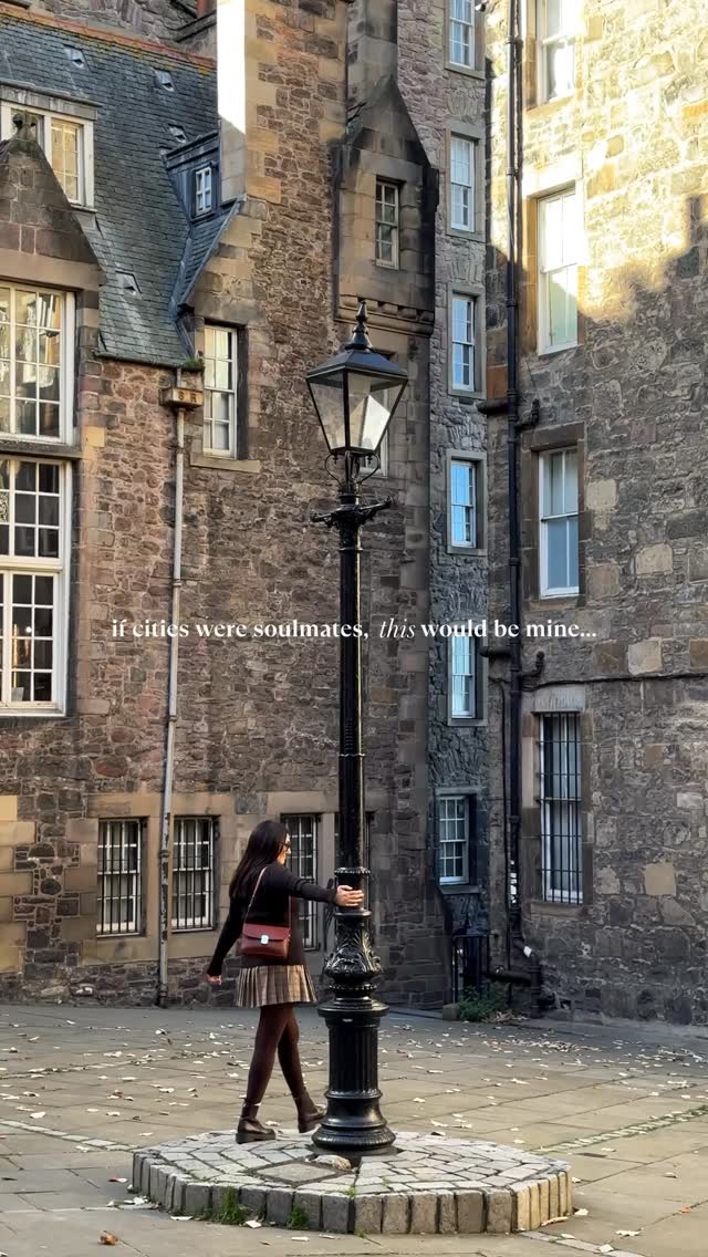 comment GUIDE for my full Edinburgh Itinerary🥹🍂🏴󠁧󠁢󠁳󠁣󠁴󠁿🫶🏻

Experiencing autumn in Edinburgh was something I’d dreamed about for so