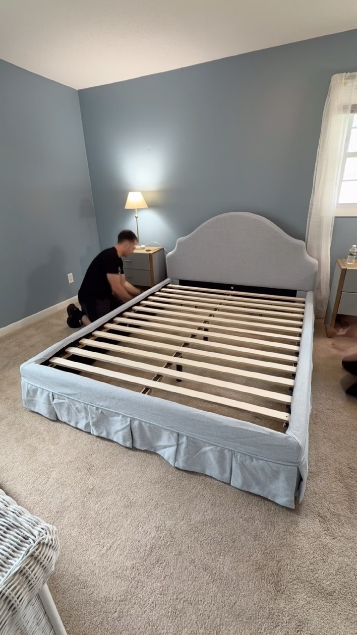 MOMS HOUSE MAKEOVER PART 26! | This bed is EVERYTHING!🤩