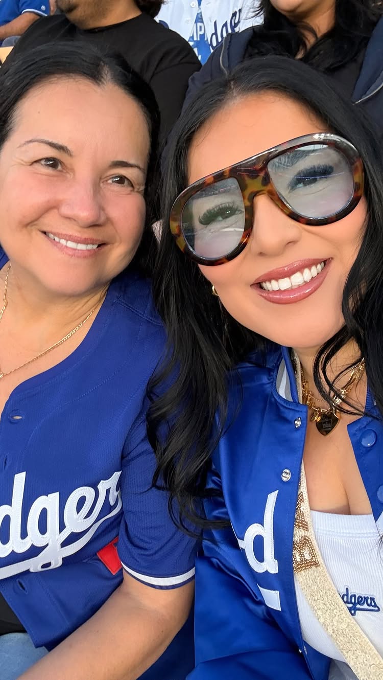 If there’s someone I know who is a bigger dodger fan than me, it’s my mother in law 💙🤍 @dodgers @mlb #dodgers #mothersday #motherinlaw #fy