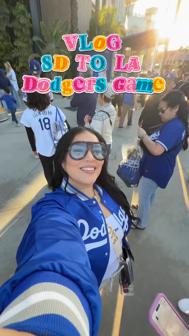Full send w/me from San Diego to LA for a Dodgers Game! ✨💙⚾️🫡 I can never say no to a @dodgers game @mlb #dodgers #baseball #dodgersfan #l