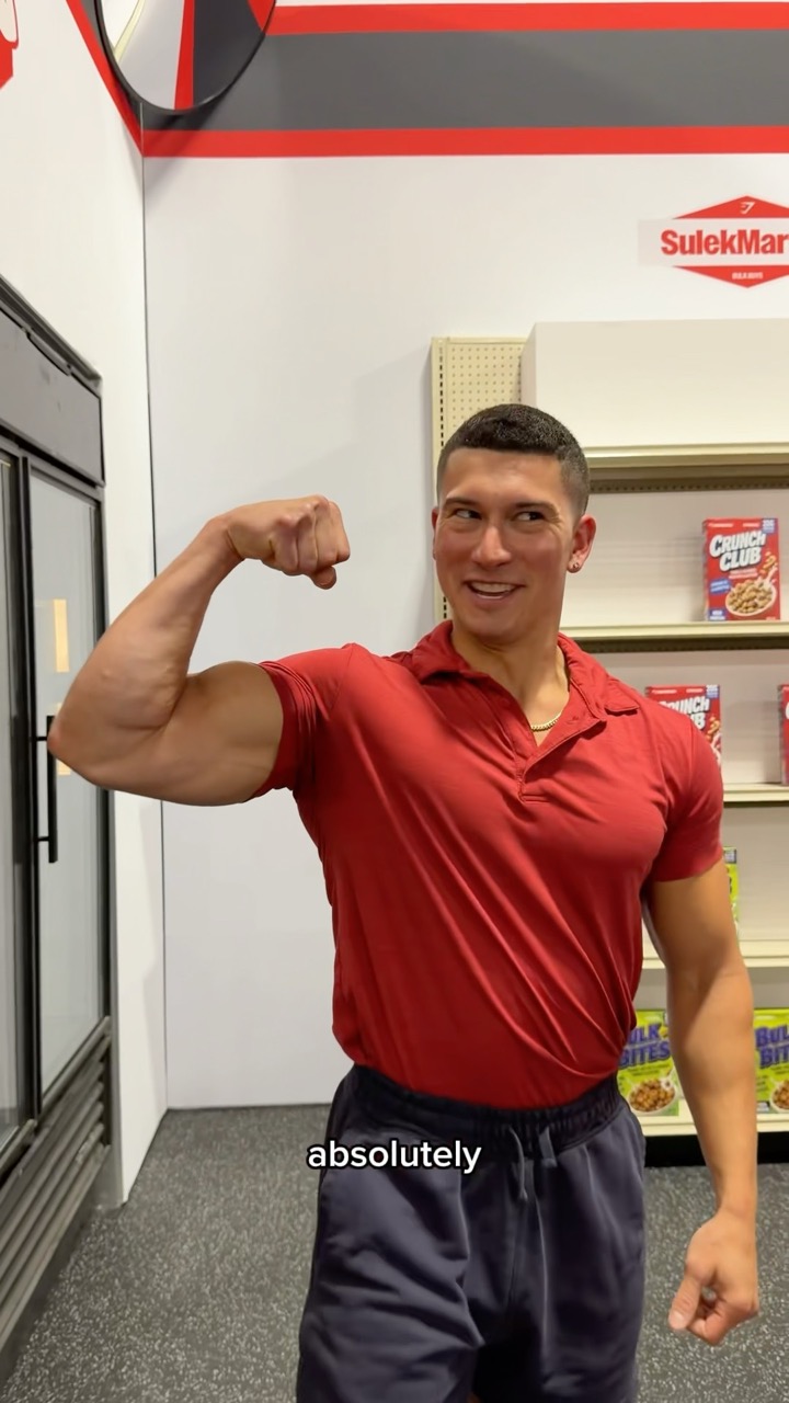 That one gym employee vs. Sam Sulek #shorts #fitness #gym #funny #viral