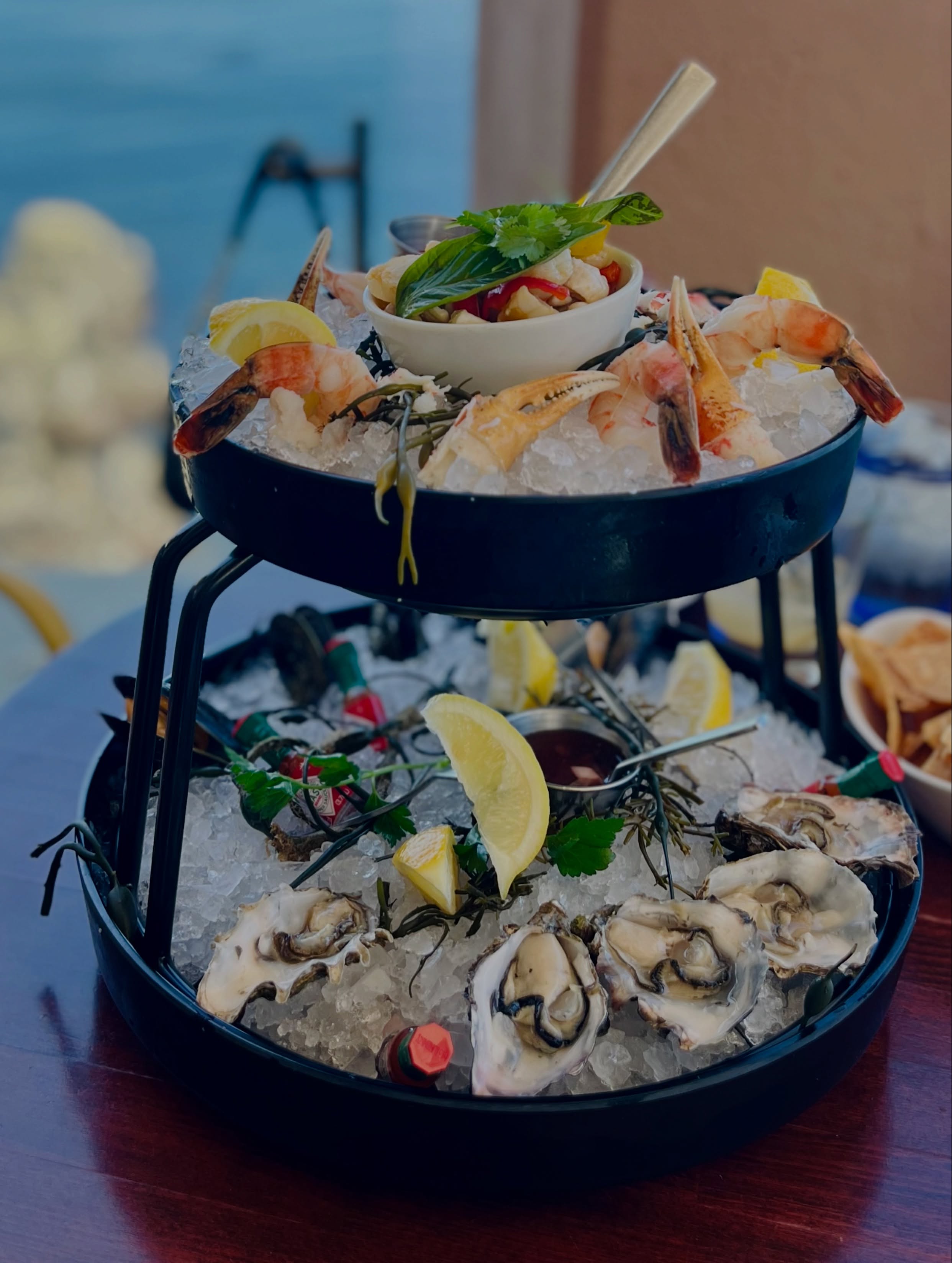 SEA FOOD - with a view!

If you’re looking for extremely fresh seafood with a beautiful view of the ocean, I highly recommend making a reser