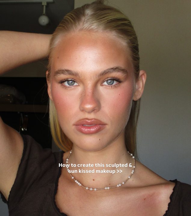 golden girl glam on @kathrynelizabethwatts shooting in the desert with @mattecollection ⭐️

Who wants the full product breakdown & tutorial? 

Notes:
@taniellejai latte bronzour 
@maccosmeticsanz oak lip pencil
@isamayab