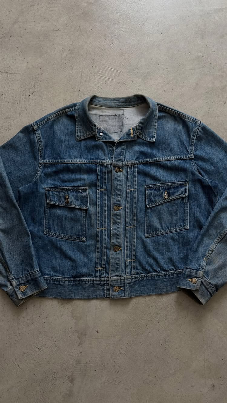 the most expensive item in my closet

1950’s Can’t Bust ‘Em Denim Jacket

Y’all think I should keep or sell? 

#cantbustem #vintagedenim #vi